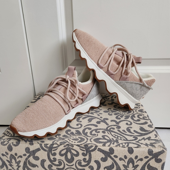 Sorel Women's Kinetic Lace Sneakers - Picture 6 of 10